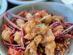 牛蛙与虾-蝴蝶里·粤菜·点心(滨江龙湖店)