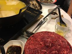 -鲜入围煮花胶鸡海鲜火锅