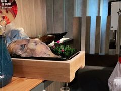 -湊湊火锅·茶憩(南京东路悦荟店)