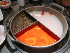 -热火朝天鲜切牛肉火锅(南强街巷店)