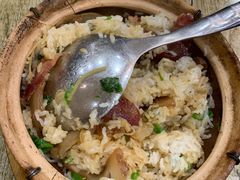 腊肉煲仔饭-周锦记广式餐厅