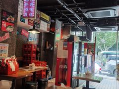 -肥汁米蘭香港米线(定西路店)