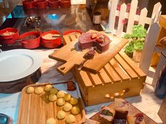 -筠咖啡西餐厅(上海国展宝龙丽筠酒店)