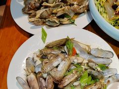 -五谷丰登·胶东海鲜·家常菜(张村店)