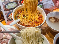 -嘻小北·兰州清汤牛肉面(太平洋森活天地店)