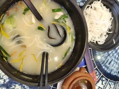 -桥香园过桥米线(国贸店)