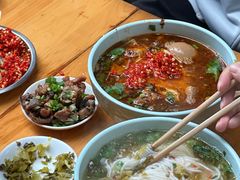 -全家福米线