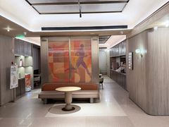 -桔子酒店(上海西藏北路地铁站店)