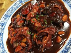 红烧鮰鱼-老苏州大客堂·苏帮菜·松鼠桂鱼·苏州传统小吃(观前街人民商场店)