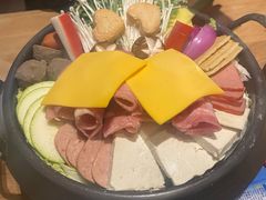 部队火锅-庭院里的小幸福(开发区万达店)