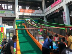 -蒙特利亲子乐园