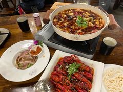 香辣田鸡锅-海岛八号龙虾烧烤田鸡(蓝天路总店)