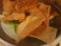 -三人行骨头王火锅(长寿店)