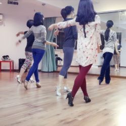 拉丁舞课-文E范儿ZUMBA尊巴舞蹈