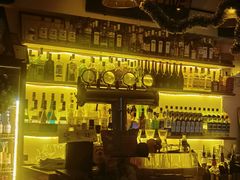 -Mx.cocktail bar