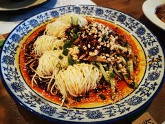 -临界音乐酒馆·小龙虾·江湖菜(华熙LIVE·鱼洞店)
