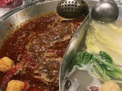 -老成都市井火锅阿泥頭火锅公司(海宁长安佳源中心广场店)
