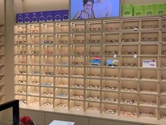 -一代眼镜·蔡司配镜(浦东大拇指广场店)
