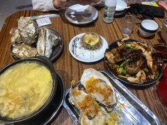 -蚝堡海鲜·威海菜·海肠捞饭·烧烤·亚洲吃蚝公司(幸福门店)