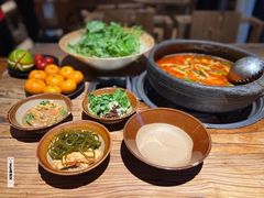 -贵厨酸汤牛肉(花果园国际中心店)