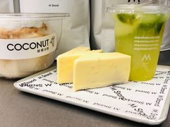 -M Stand(上海人民广场来福士店)