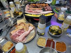 -阿亲家·韩式无限烤肉(春熙路店)