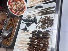 -大学城商业街美食城