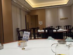 -梅利汴京烤鸭•开封豫菜地标店(东大街店)