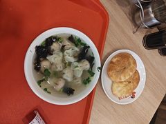 -隆盛园火勺馄饨面(省医院店)