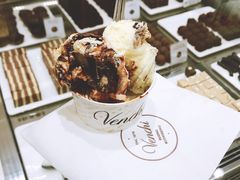 -VENCHI 闻绮(上海佛罗伦萨小镇店)