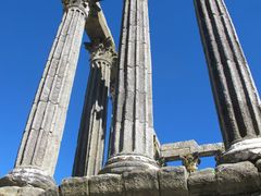 -埃武拉罗马神庙