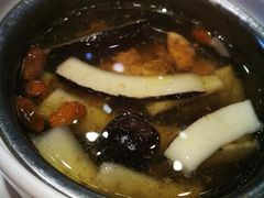 -佰搭果·广式茶餐厅(西华路店)