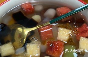 Honey-Steamed Four-Fruit Soup