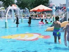 -欢乐水魔方水世界