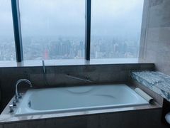 -上海龙之梦万丽酒店