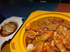 -多嘴超级肉蟹煲(杉杉国潮主题店)