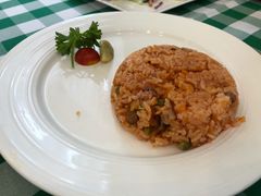 俄式肉丁炒饭-小白桦西餐厅