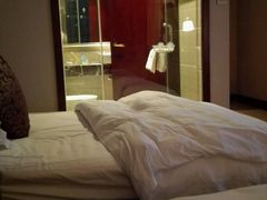 -锦龙国际酒店(天津奥体中心华苑地铁站店)