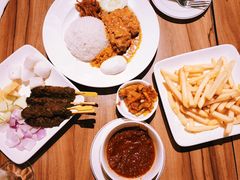 -关夫人餐厅(阳光广场店)