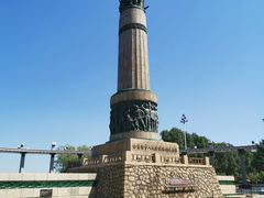 -人民防洪胜利纪念塔