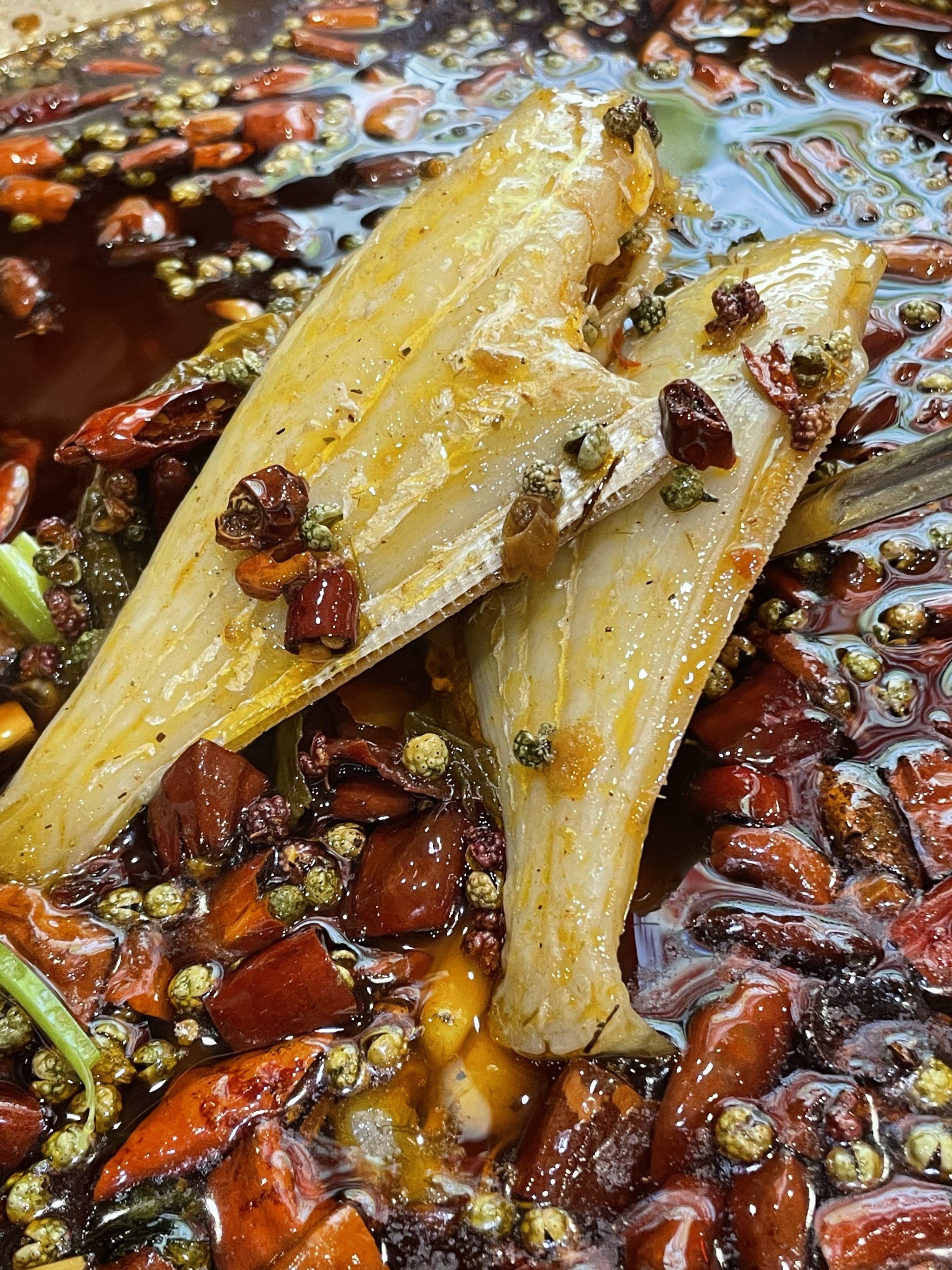 宝安超好吃的耗儿鱼火锅!春节不打烊