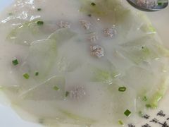 -鸿亨泰杂鱼馆(港馨家园店)