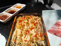 -猪啊牛呀羊啊铜盘烤肉(正大广场店)