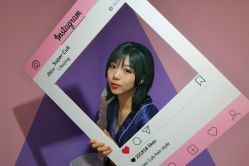 -变画·发型STUDIO