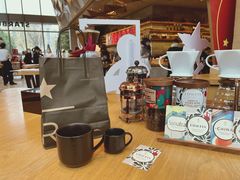 -星巴克臻选(杭州嘉里中心1F店)