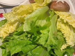 杂菜拼盘-顺德公广东猪肚鸡·煲仔饭(白石洲店)