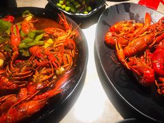 -沪小胖小龙虾(淮海中路旗舰店)