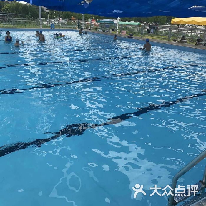 浅水湾水城游泳馆