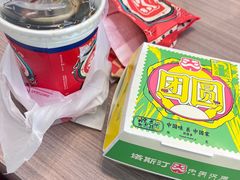 -塔斯汀中国汉堡(徐汇汇京广场店)