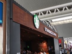 门面-星巴克(广州南站A18检票口楼上)